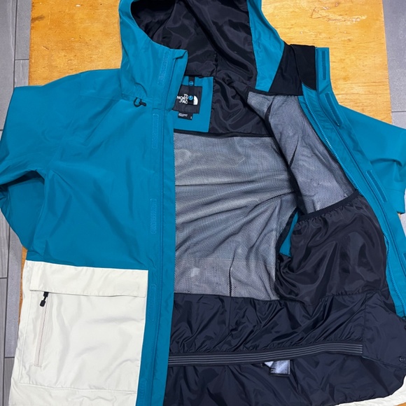 The North Face Triclimate 3-in-1 Jacket - Picture 3 of 5